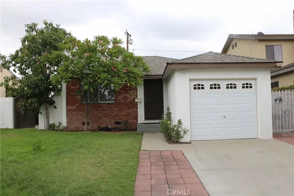 Property Photo:  8263 Brookgreen  CA 90240 
