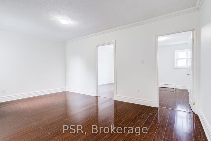Property Photo:  2 Craighurst Avenue 2  ON M4R 1J8 