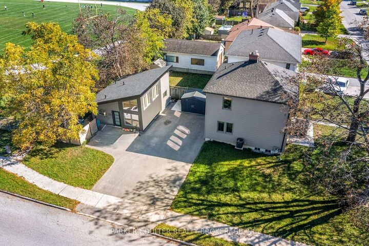 Property Photo:  71B Newton Street  ON L4M 2T2 
