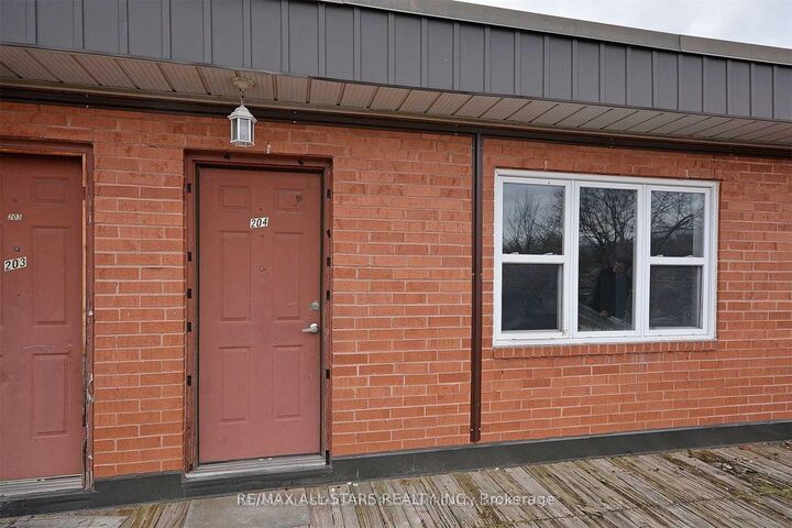 Property Photo:  52 August Avenue 202  ON M1L 3M9 