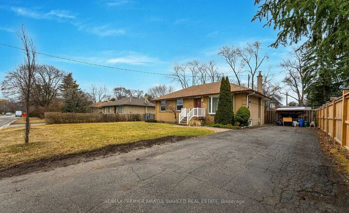 Property Photo:  2036 Constance Drive  ON L6J 2V5 