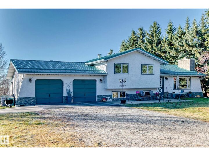 Property Photo:  #10 52520 Rge Road 21  AB T0E 0H0 