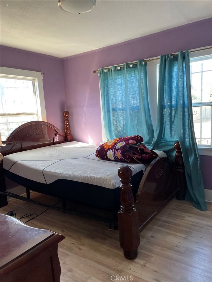 Property Photo: 2112 W 57th CA 90062