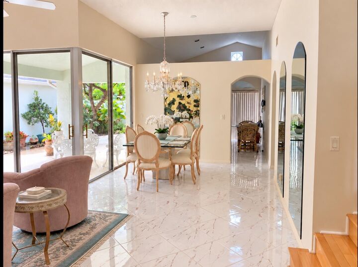 Property Photo: 37 Dorchester Circle FL 33418
