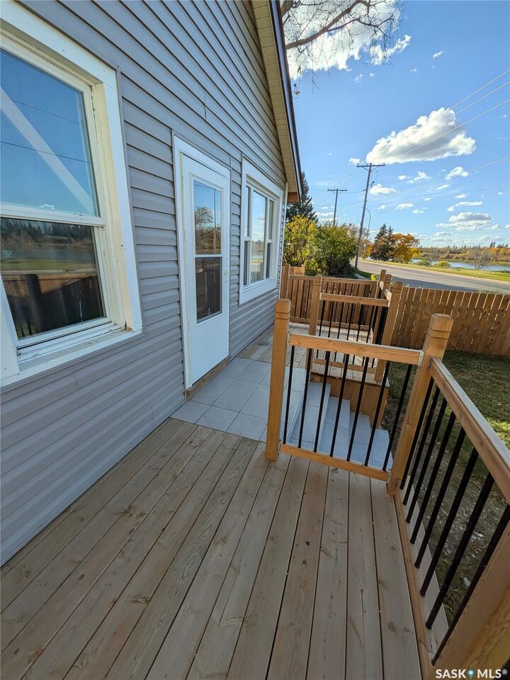Property Photo: 301 River Street E SK S6V 0A3