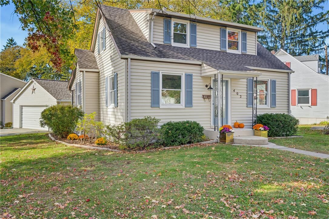 Property Photo: 402 Constitution Avenue PA 18055