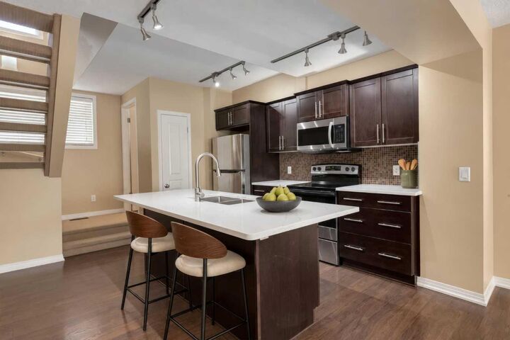 Property Photo:  125 Auburn Bay Common SE  AB T3M 0M5 