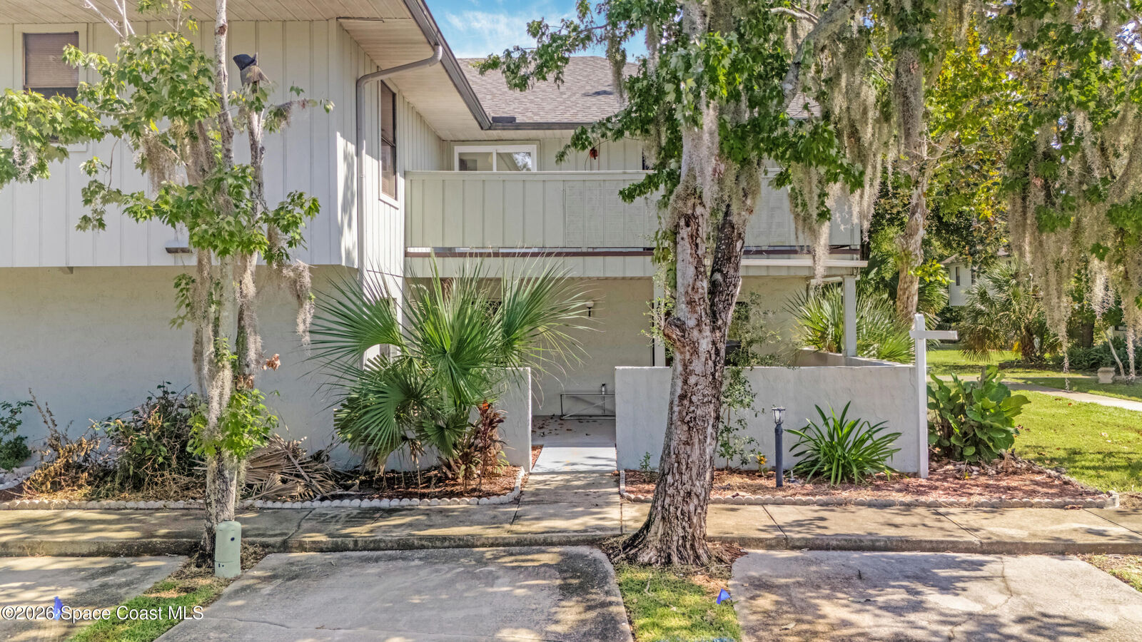 Property Photo:  1928 Dipol Courtway  FL 32780 