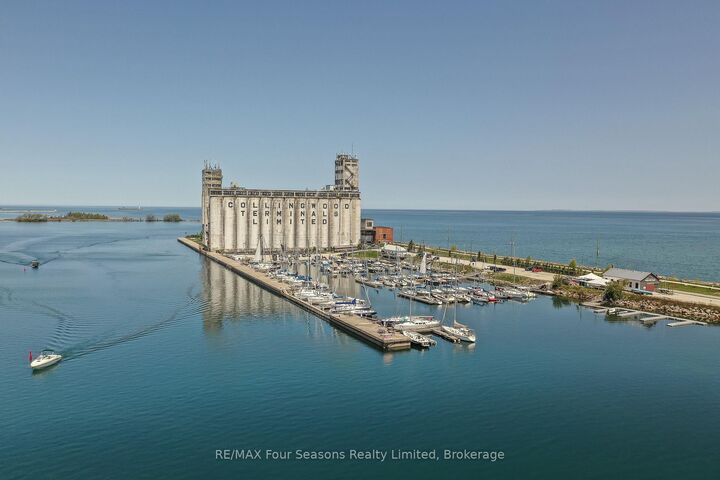 Property Photo:  15 Waterside Lane 8  ON L9Y 0E8 
