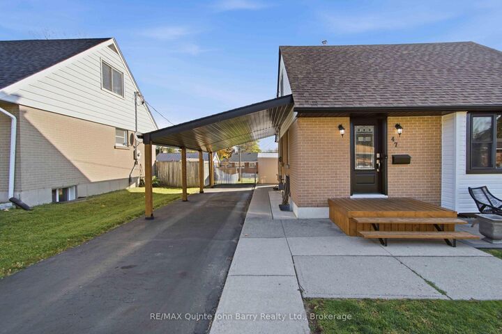 Property Photo:  47 Fourth Avenue  ON K8V 5N5 