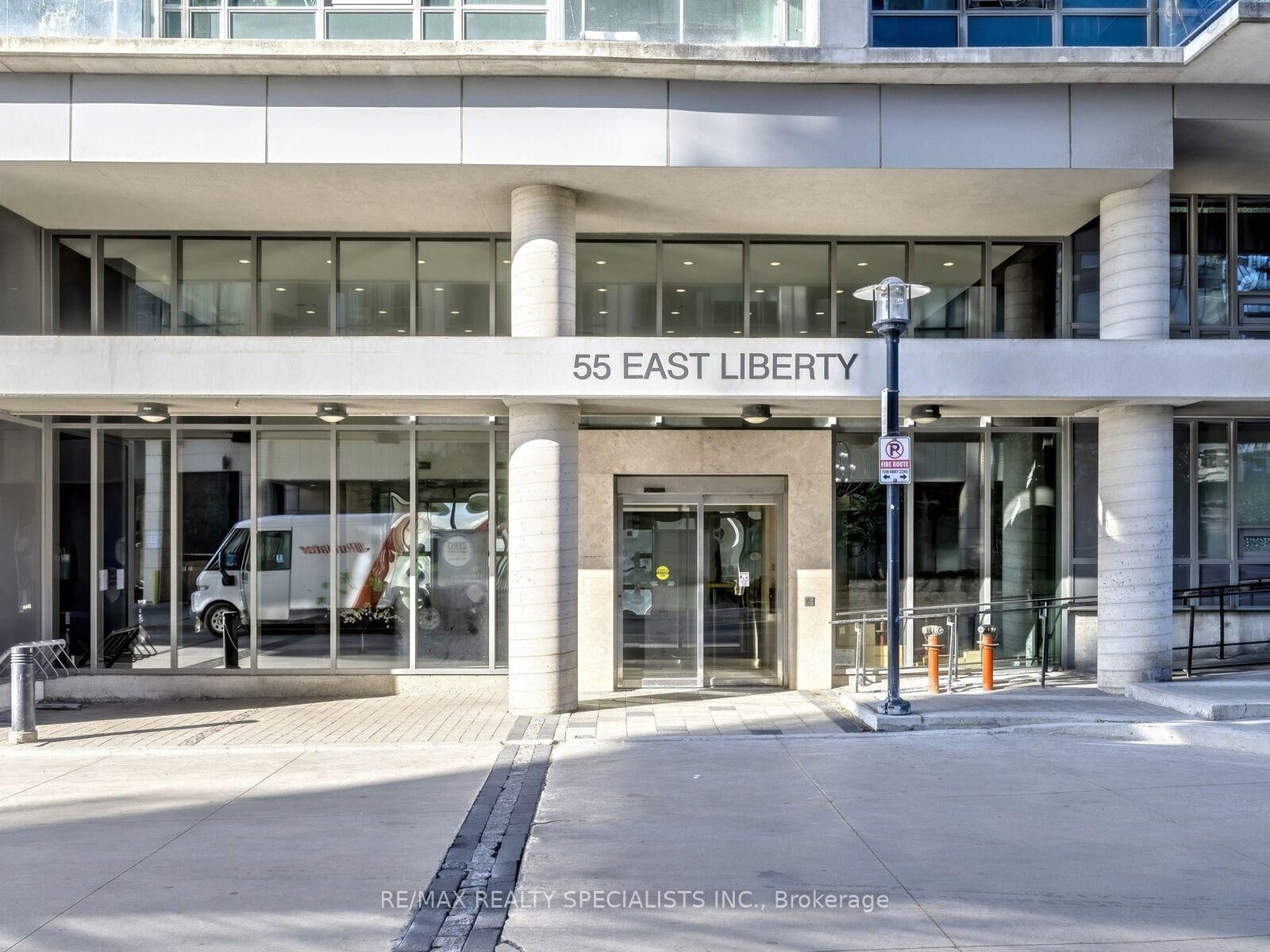 Property Photo:  55 East Liberty Street 902  ON M6K 3P9 