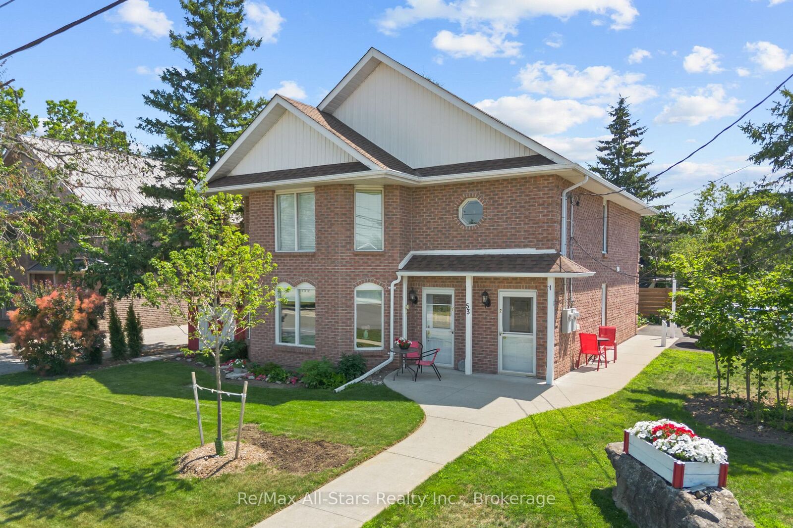 Property Photo:  53 Helen Street 2  ON K0M 1A0 
