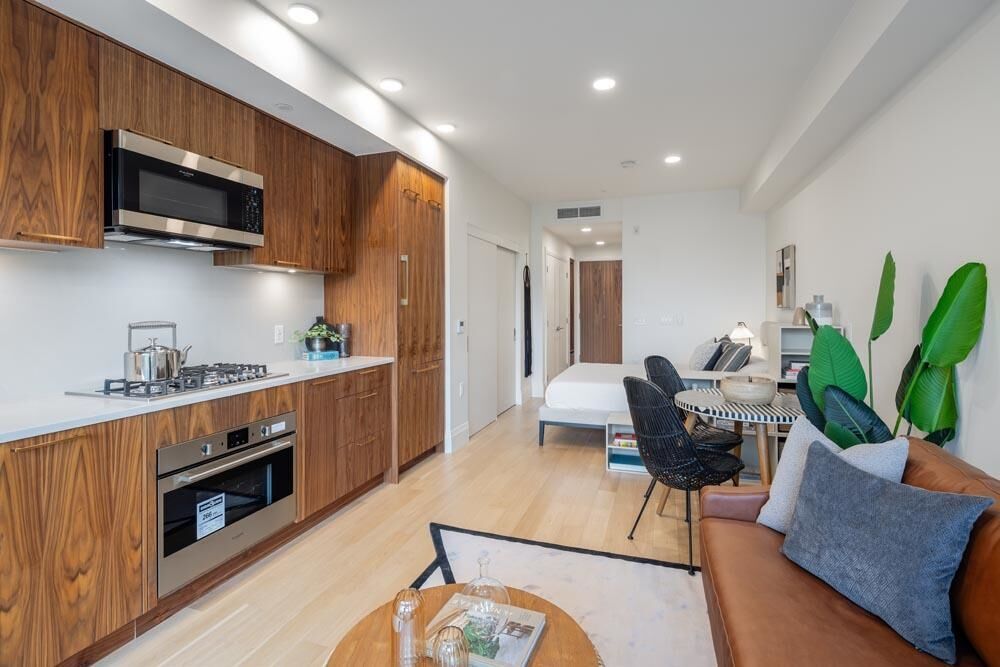 Property Photo:  2550 Garden Drive 410  BC V5N 4X6 