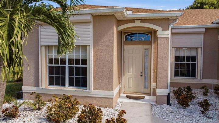 Property Photo:  23428 Hat Pin Ct  FL 34134 