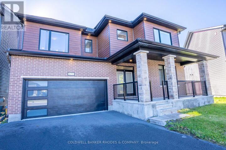 Property Photo:  673 Fenwick Way  ON K2J 7E6 