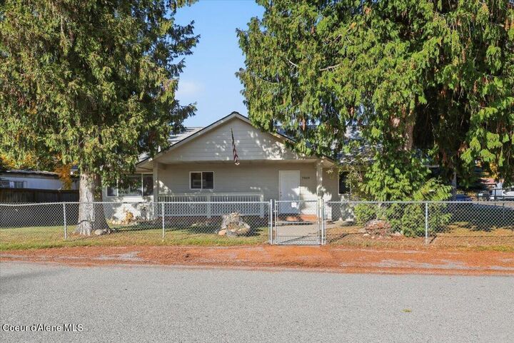Property Photo: 7809 W Fivepoint St ID 83858