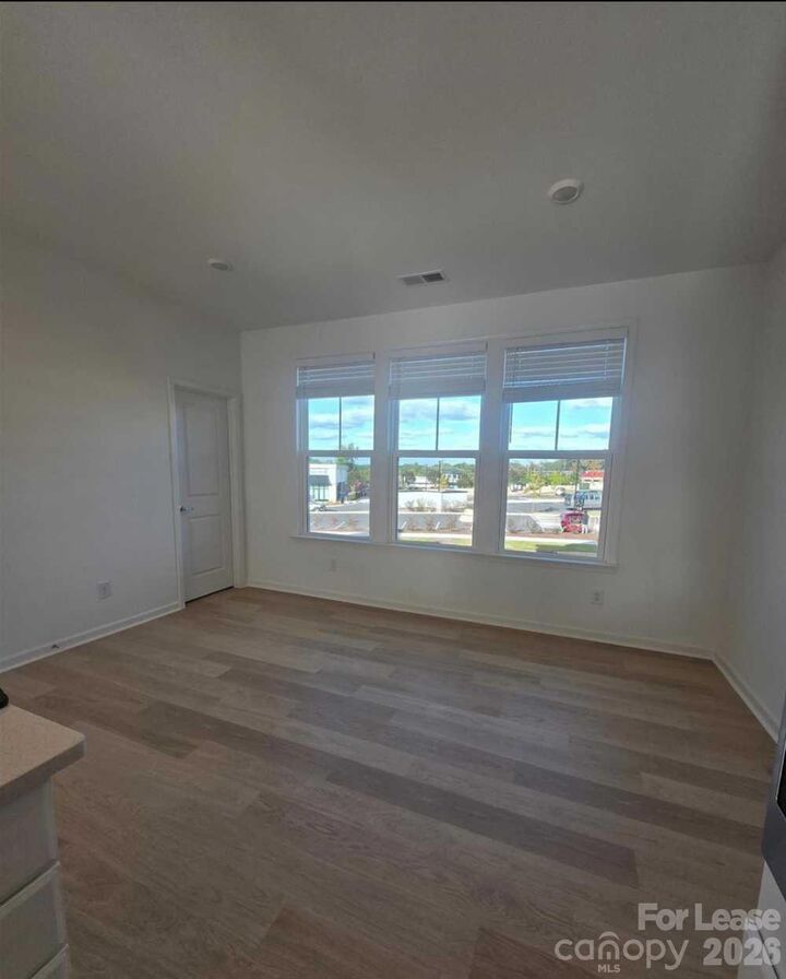Property Photo: 3124 Stelfox Street NC 28262