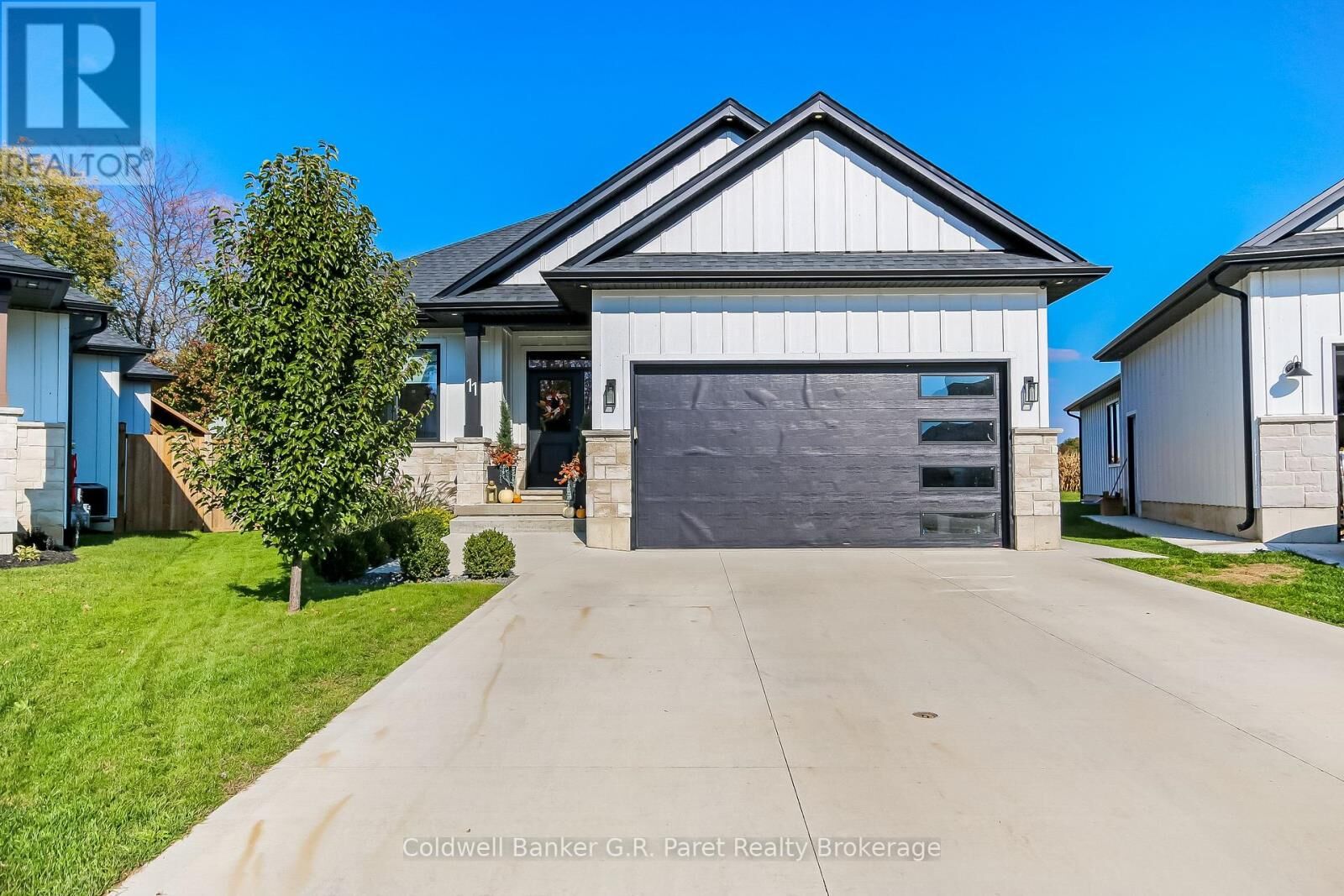 Property Photo:  11 Macneil Court  ON N0J 1T0 
