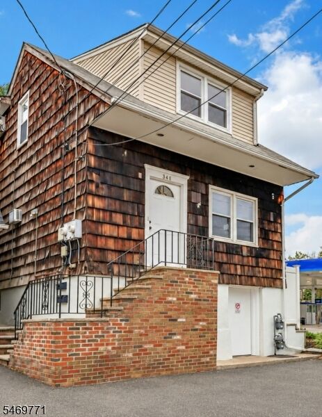 Property Photo:  343 Wagaraw Rd  NJ 07506 