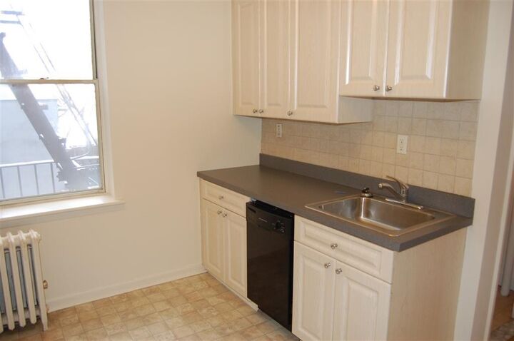 Property Photo:  106 11th St 15  NJ 07030 