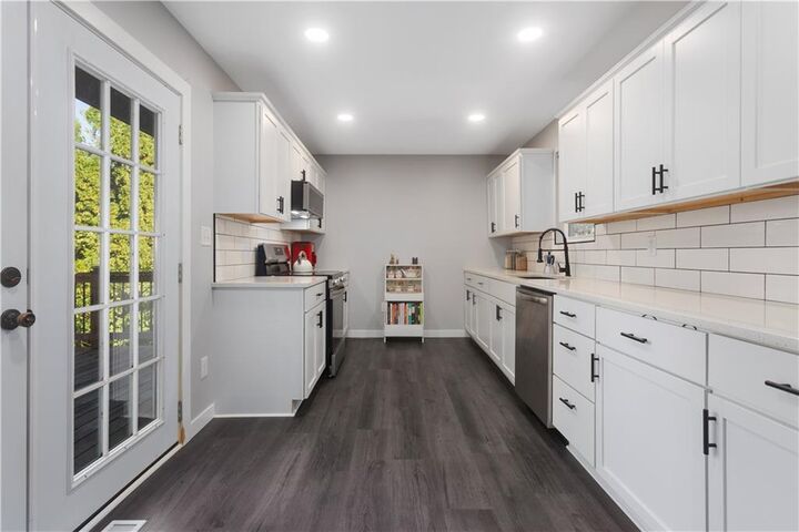 Property Photo:  2611 Cook Road  MO 64505 