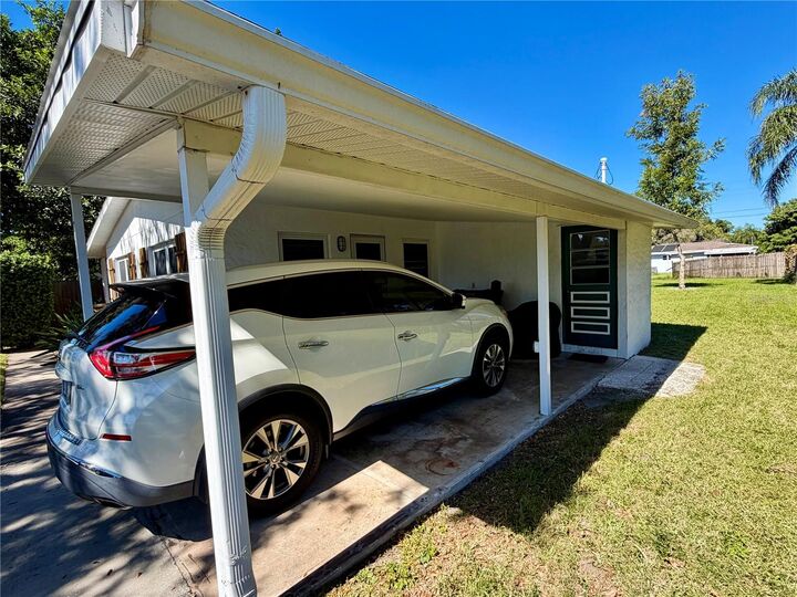 Property Photo:  6481 82nd Avenue N  FL 33781 