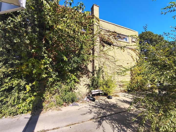 Property Photo: 7845 S Yates Boulevard SE IL 60649