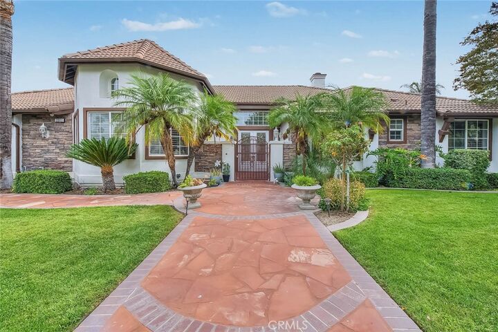 Property Photo:  2885 Citrocado Ranch Street  CA 92881 