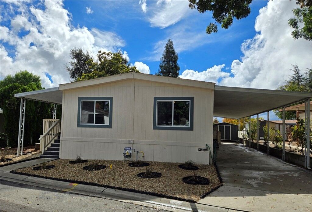 Property Photo:  133 Solana Way  CA 93446 