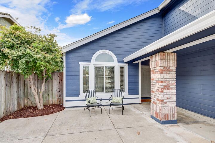 Property Photo:  5614 Laguna Quail Way  CA 95758 