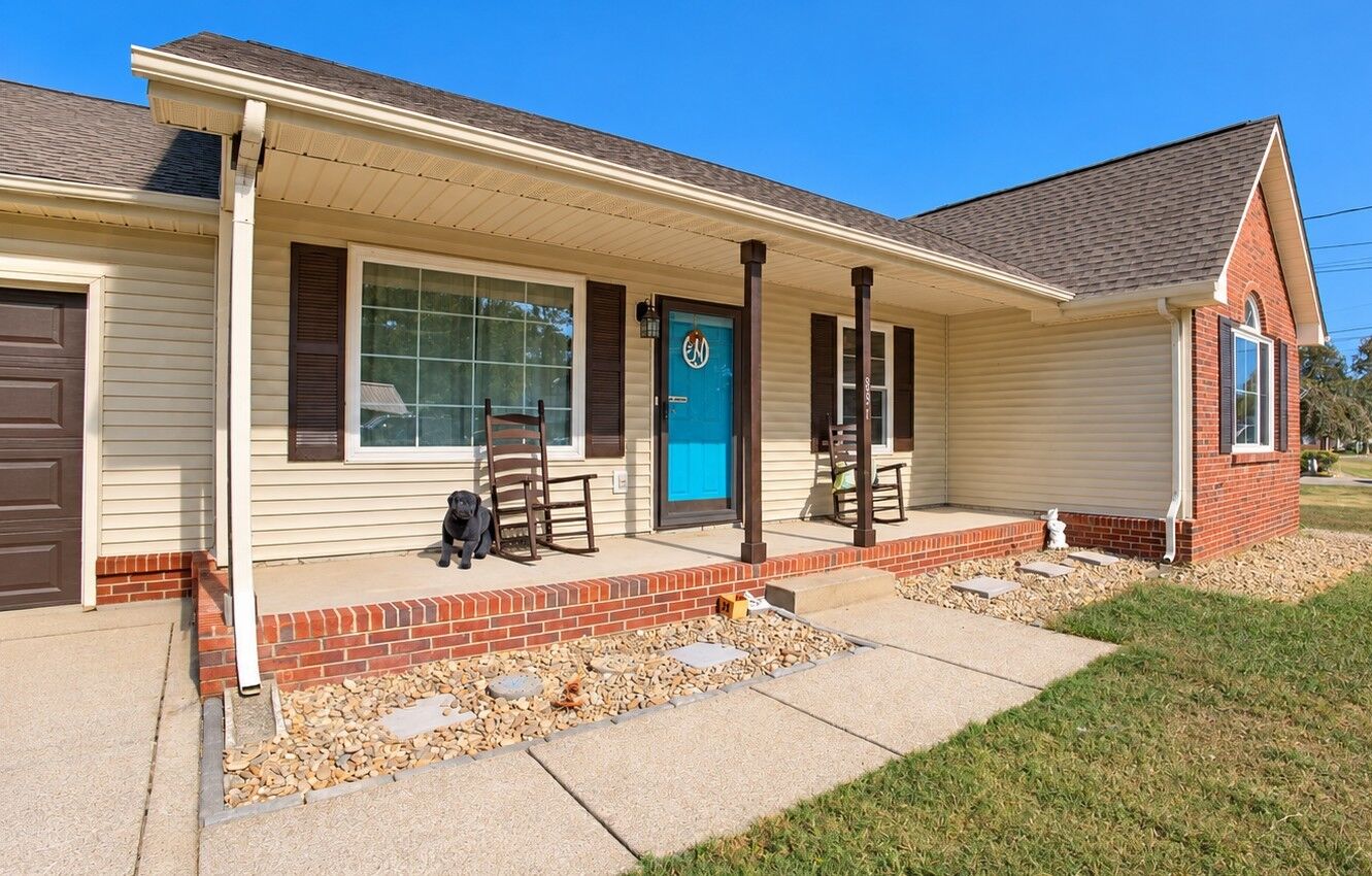 Property Photo:  831 Southwoods Dr  TN 37167 