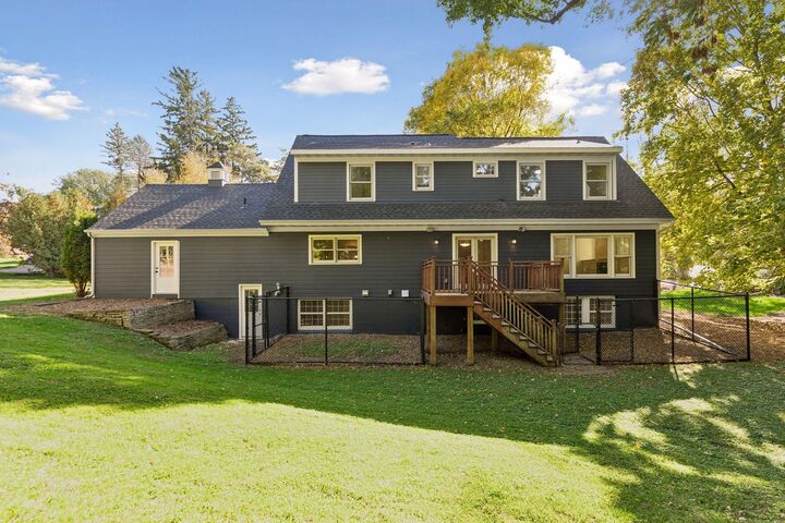 Property Photo:  18930 Azure Road  MN 55391 