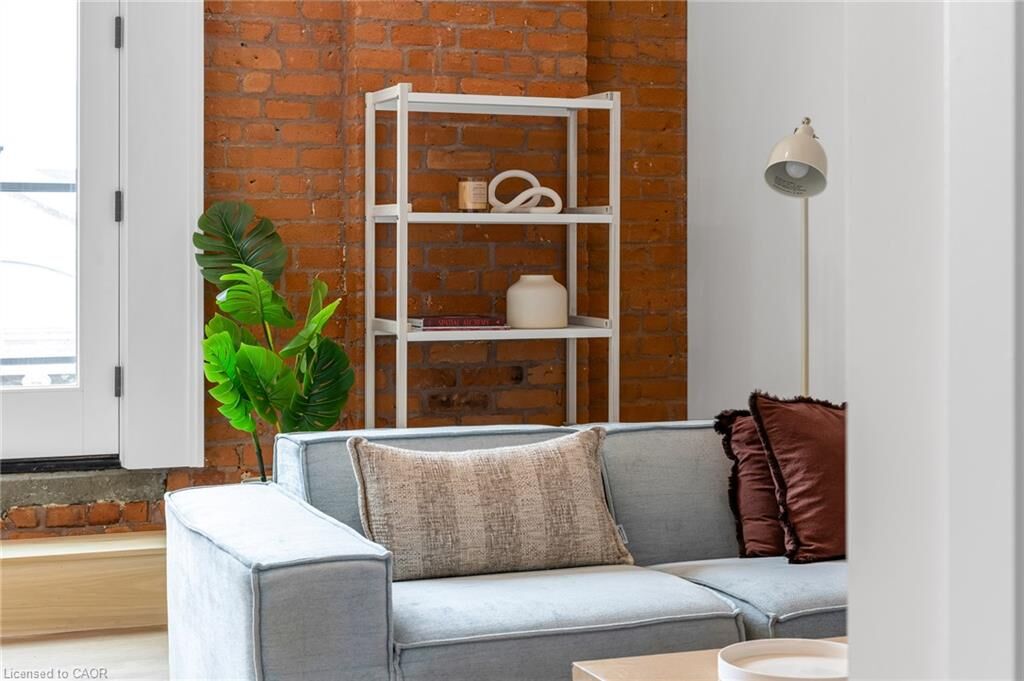 Property Photo:  56 York Boulevard 211  ON L8R 2M9 