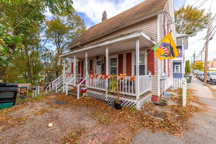 Property Photo:  66 Whitcomb Street  MA 01507 