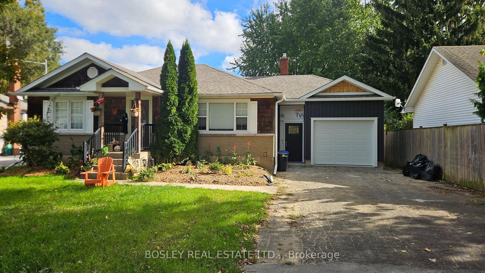 Property Photo:  8 Pearce Avenue  ON L2M 2L8 