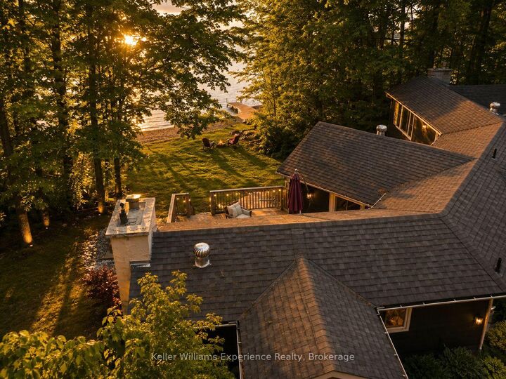 Property Photo:  21 Lakeview Crescent  ON L9M 1R2 