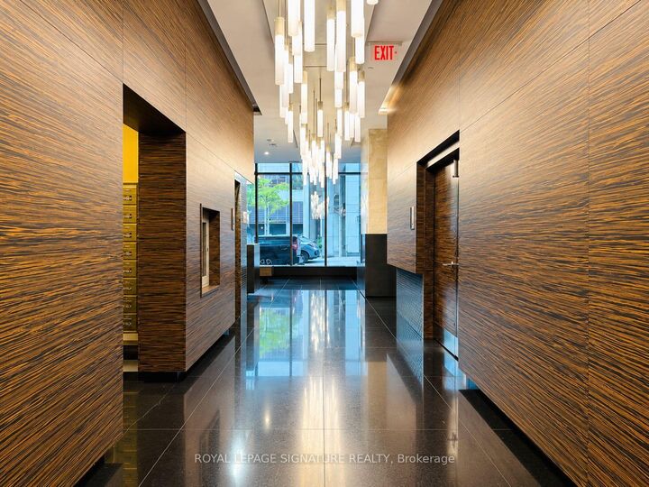 Property Photo:  770 Bay Street 410  ON M5G 1N6 