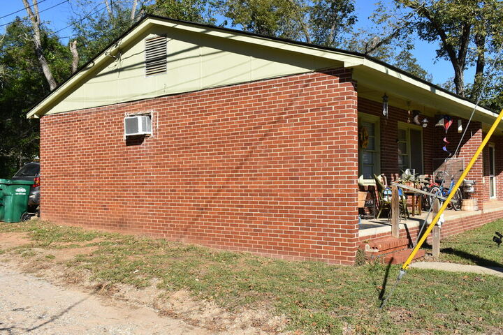 Property Photo:  1200 Fifth Avenue  GA 31707 