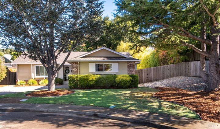 Property Photo:  55 Ramona Court  CA 94945 