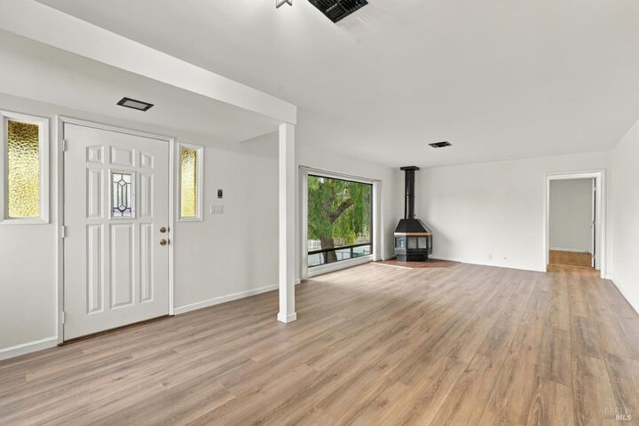 Property Photo: 991 Mitchell Way CA 94803