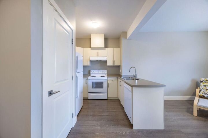 Property Photo:  1000 Strawline Hill Street  BC V3E 3H2 