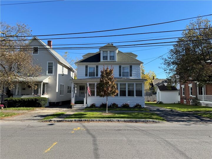 Property Photo:  29 Pulteney Street  NY 14456 