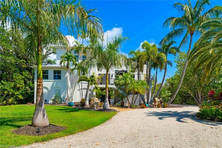 Property Photo:  500 Kinzie Island Ct  FL 33957 