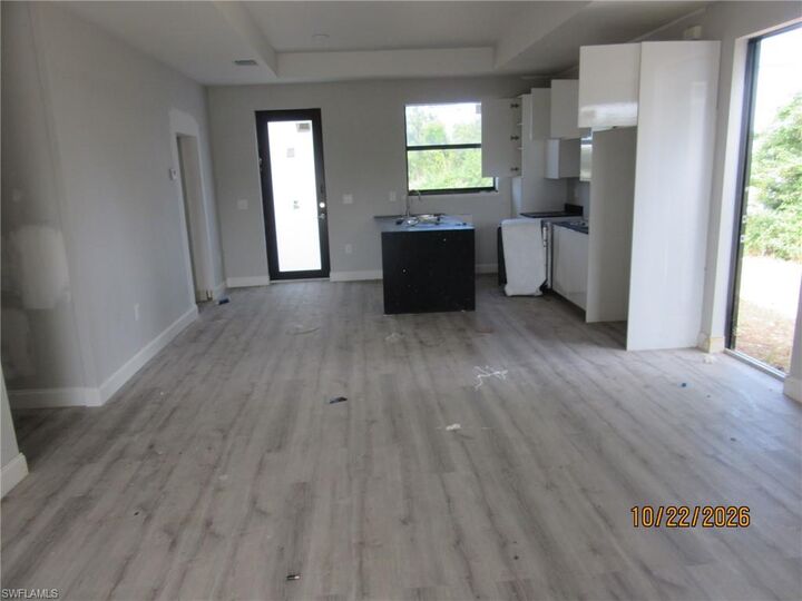 Property Photo: 824 Clow St E FL 33974