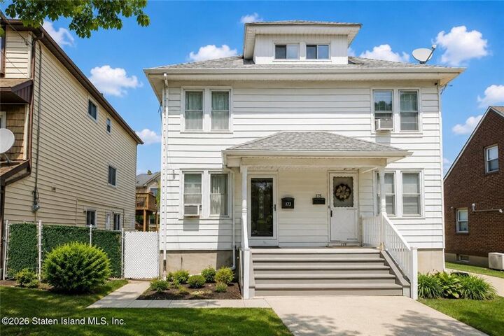 Property Photo:  173 Alter Avenue  NY 10304 