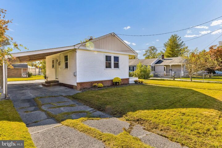 Property Photo:  15 Vassar Avenue  NJ 08083 