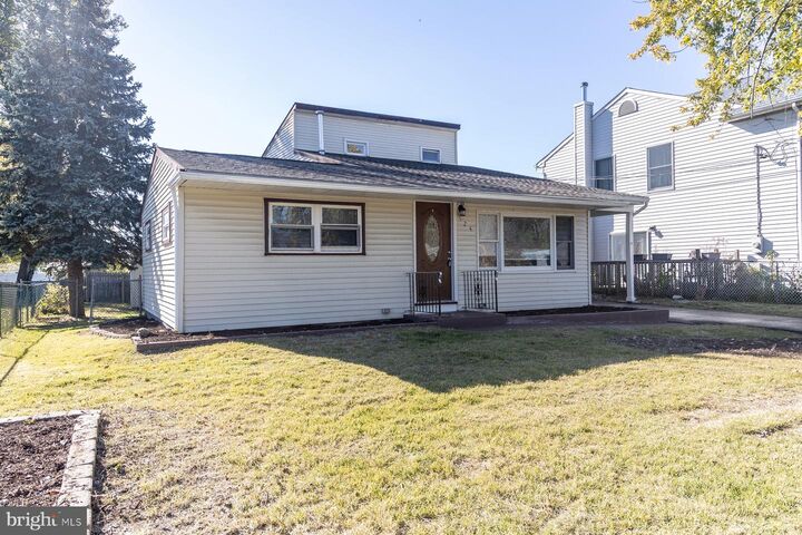 Property Photo:  524 N Coles Avenue  NJ 08052 
