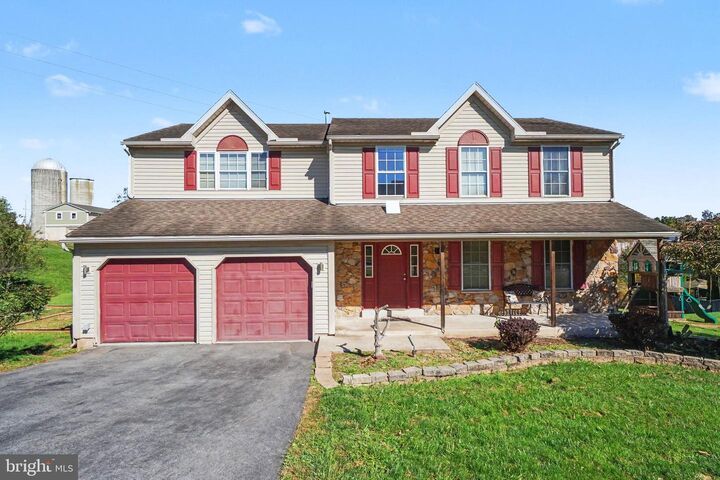 Property Photo:  5013 Overlook Point  PA 19518 