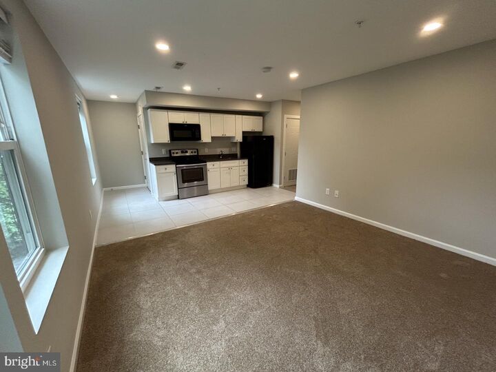 Property Photo:  114 O Street SW  DC 20024 