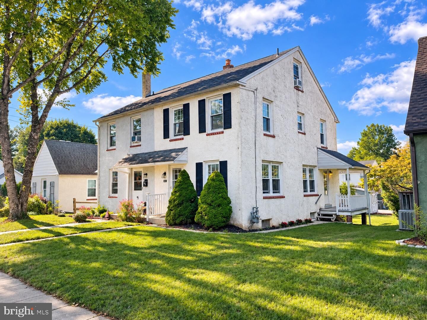 Property Photo: 427 W Pennsylvania Avenue PA 19335